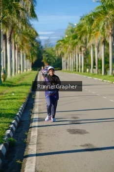 Runner Photo 1712554
