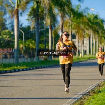 Runner Photo 1712569