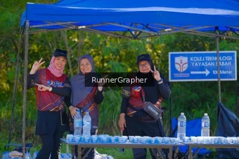 Runner Photo 1713258