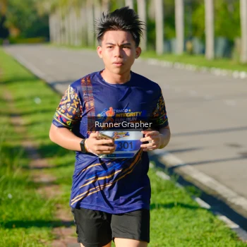 Runner Photo 1713569