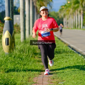 Runner Photo 1713604