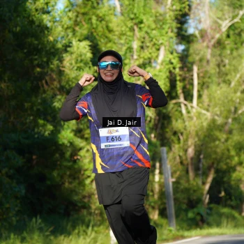 Runner Photo 1713666