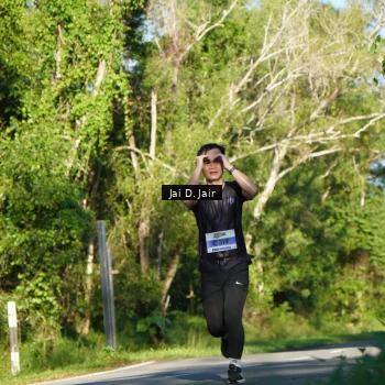 Runner Photo 1713695
