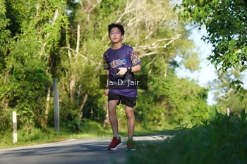 Runner Photo 1713847