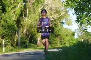 Runner Photo 1713857