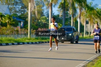 Runner Photo 1713932