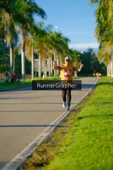 Runner Photo 1713966