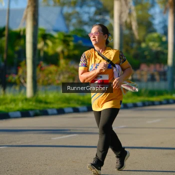 Runner Photo 1714399