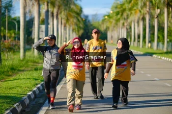 Runner Photo 1714422