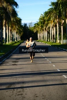 Runner Photo 1714674