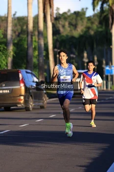 Runner Photo 1715373