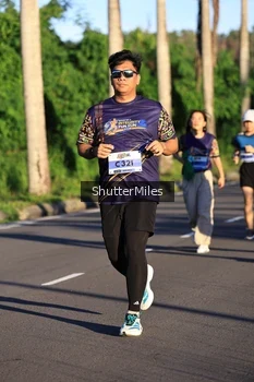 Runner Photo 1715391