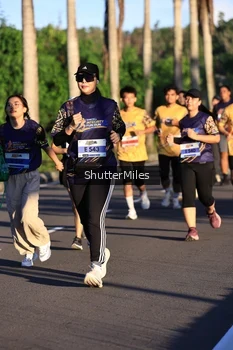 Runner Photo 1715392