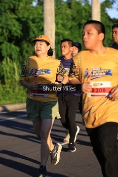 Runner Photo 1715400