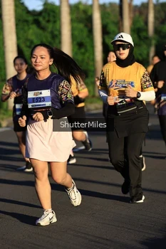 Runner Photo 1715411