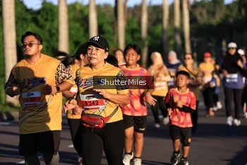 Runner Photo 1715448