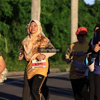 Runner Photo 1715460