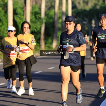 Runner Photo 1715470