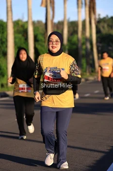 Runner Photo 1715491