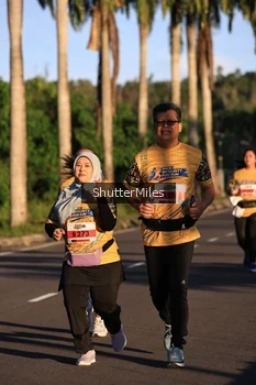 Runner Photo 1715505
