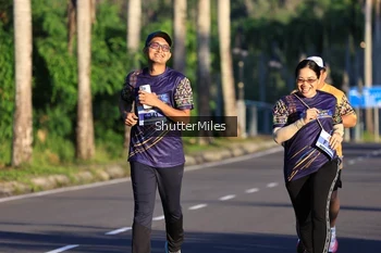 Runner Photo 1715540
