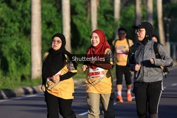 Runner Photo 1715554