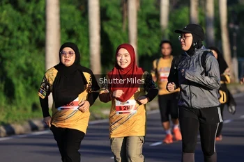 Runner Photo 1715556