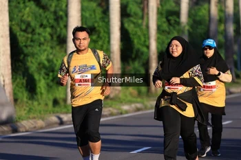 Runner Photo 1715558