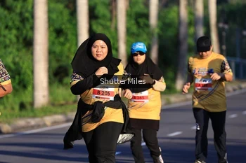 Runner Photo 1715559