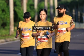 Runner Photo 1715565