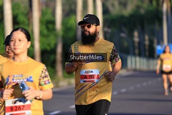 Runner Photo 1715566