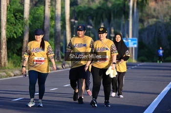 Runner Photo 1715578