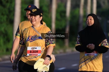 Runner Photo 1715579