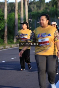 Runner Photo 1715584