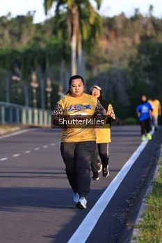 Runner Photo 1715585