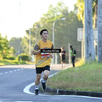 Runner Photo 1715651