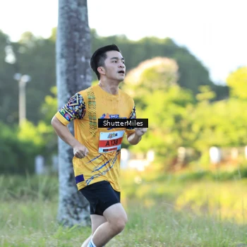 Runner Photo 1715659