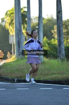 Runner Photo 1715685