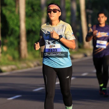 Runner Photo 1715716