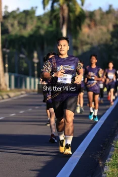 Runner Photo 1715877
