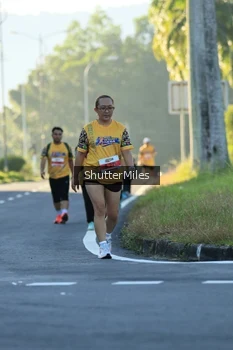 Runner Photo 1715909