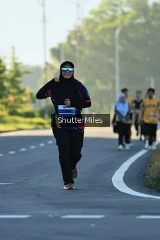 Runner Photo 1715947
