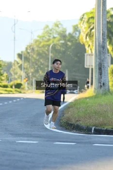 Runner Photo 1716155