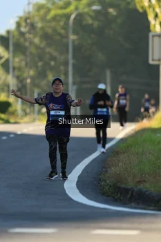 Runner Photo 1716208