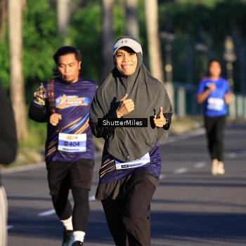 Runner Photo 1716360