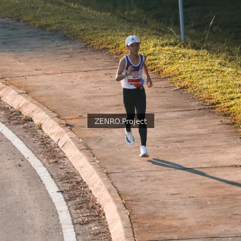 Runner Photo 1716670
