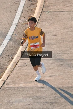 Runner Photo 1716705