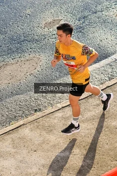 Runner Photo 1716743