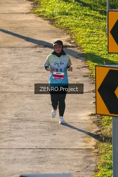 Runner Photo 1716750