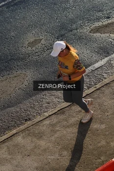 Runner Photo 1716756